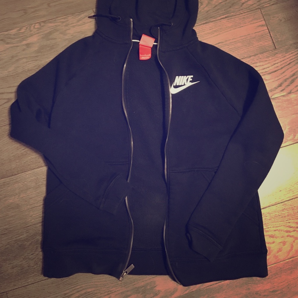 Nike Women’s Rally zip-up Hoodie